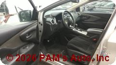 Vehicle photo 10