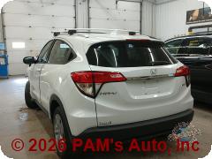 Vehicle photo 6