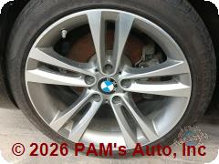 Vehicle photo 9