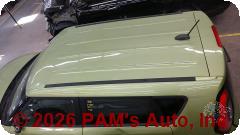 Vehicle photo 8