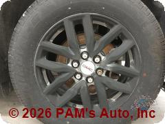 Vehicle photo 9