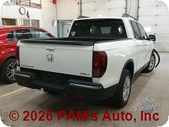 Vehicle photo 5