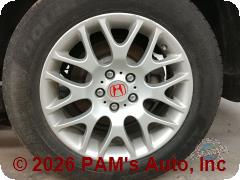 Vehicle photo 9