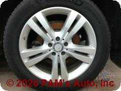 Vehicle photo 9
