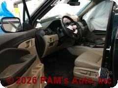 Vehicle photo 7