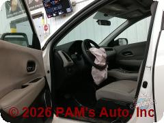 Vehicle photo 7