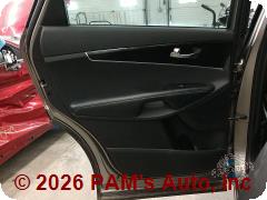 Vehicle photo 15