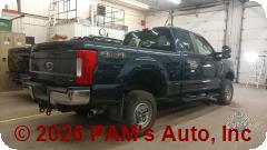 Vehicle photo 3
