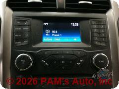 Vehicle photo 10