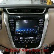 Vehicle photo 10