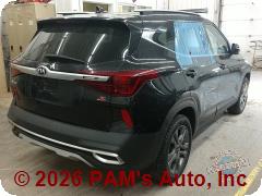 Vehicle photo 3