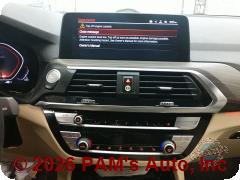 Vehicle photo 10