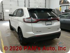 Vehicle photo 4
