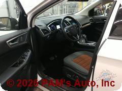 Vehicle photo 7