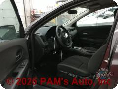 Vehicle photo 7