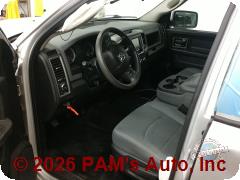 Vehicle photo 7