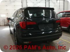 Vehicle photo 4