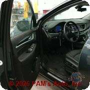 Vehicle photo 7