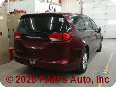 Vehicle photo 3