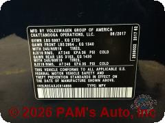 Vehicle photo 13