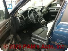 Vehicle photo 7