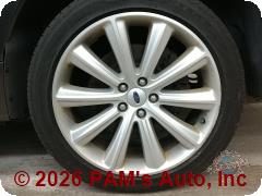 Vehicle photo 6