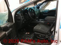 Vehicle photo 7