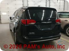 Vehicle photo 4