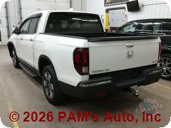 Vehicle photo 4