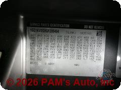 Vehicle photo 14