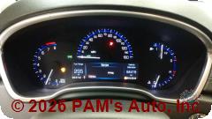 Vehicle photo 9