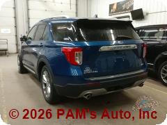 Vehicle photo 4