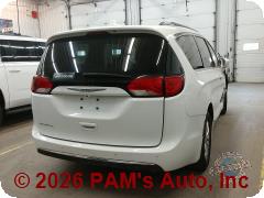 Vehicle photo 3