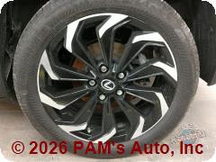 Vehicle photo 6