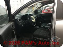 Vehicle photo 7