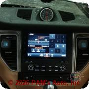 Vehicle photo 10