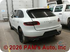 Vehicle photo 4