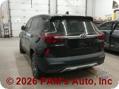 Vehicle photo 4