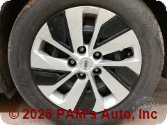 Vehicle photo 6