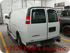 Vehicle photo 4