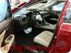 Vehicle photo 7
