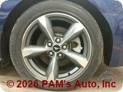 Vehicle photo 6