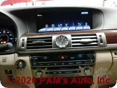 Vehicle photo 10