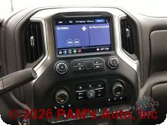 Vehicle photo 10