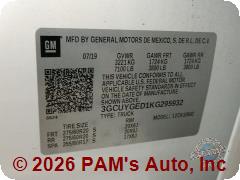 Vehicle photo 13