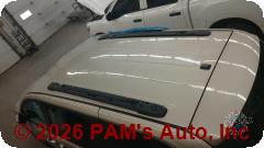 Vehicle photo 5