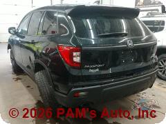 Vehicle photo 4