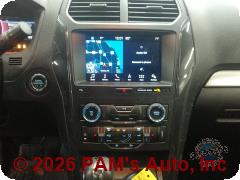 Vehicle photo 10