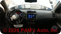 Vehicle photo 11