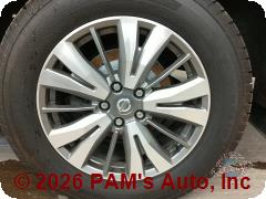 Vehicle photo 6